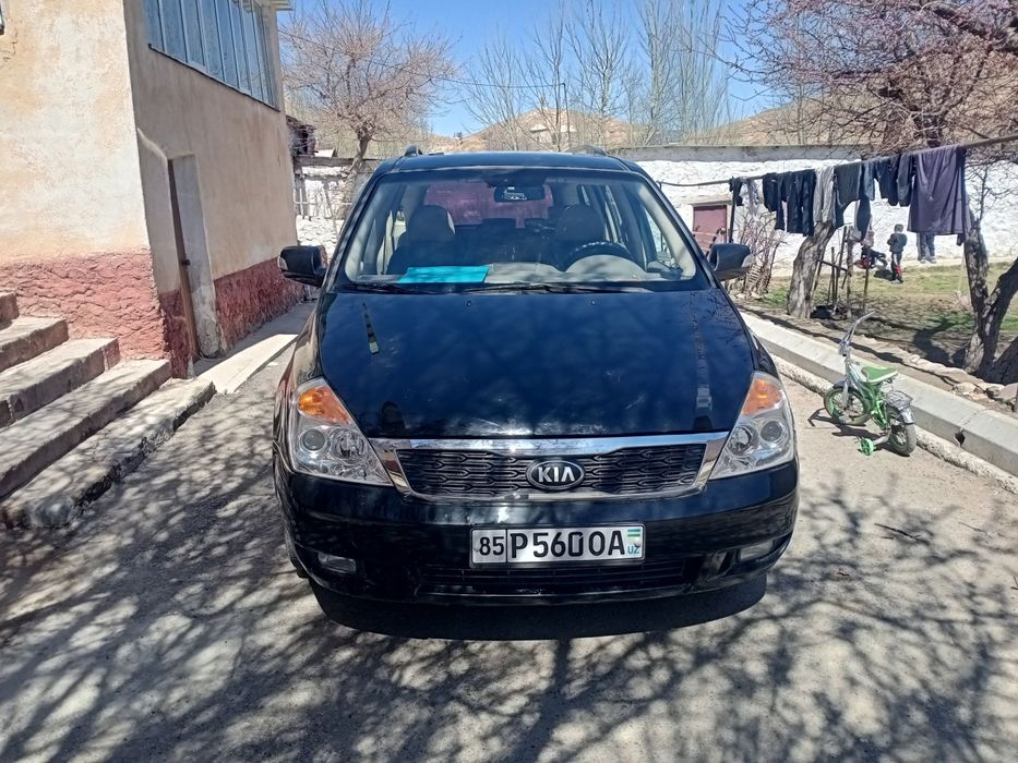 Kia carnival 2013