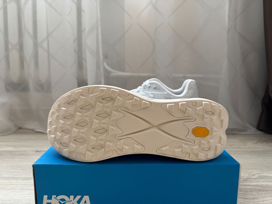 Hoka Tecton X 2 Carbon