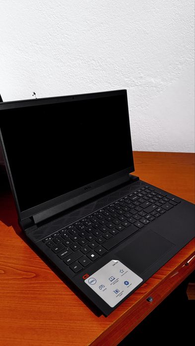 Vand laptop gaming Dell G15
