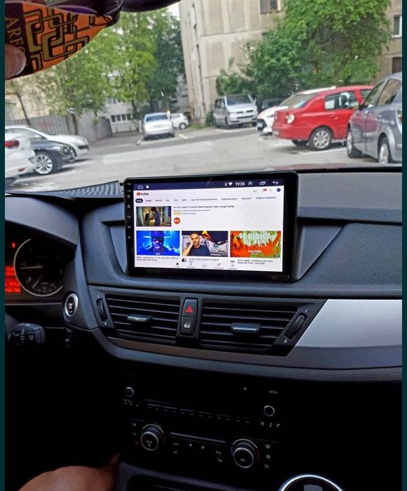 Navigatie Android BMW X1 E84 2009-2012 Waze YouTube GPS BT USB