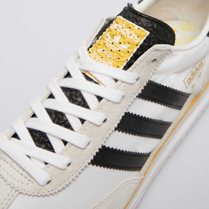 Оригинални унисекс маратонки * ADIDAS SL72 RS * EU38 - 46