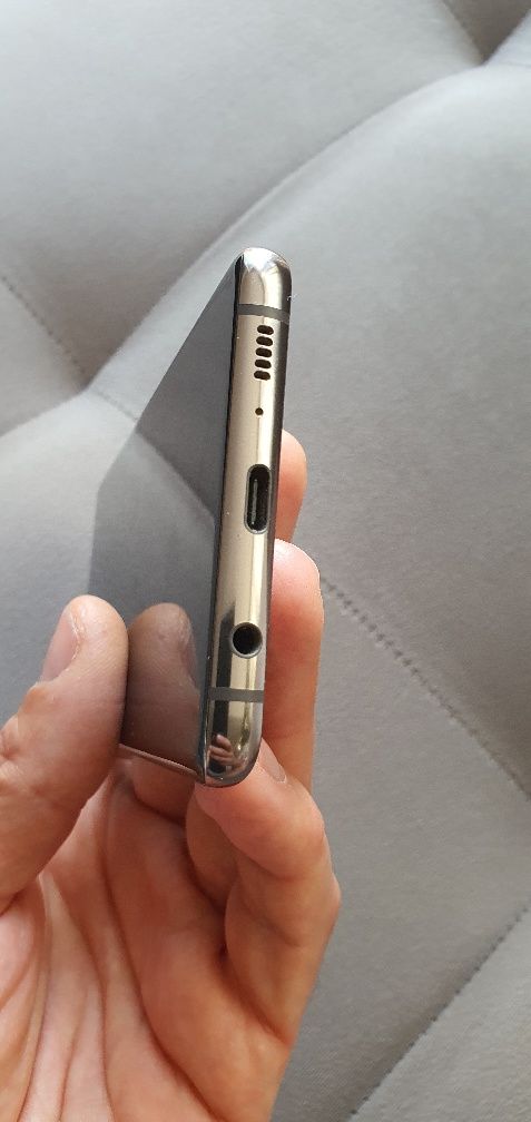 Samsung S10+ за смяна на дисплей