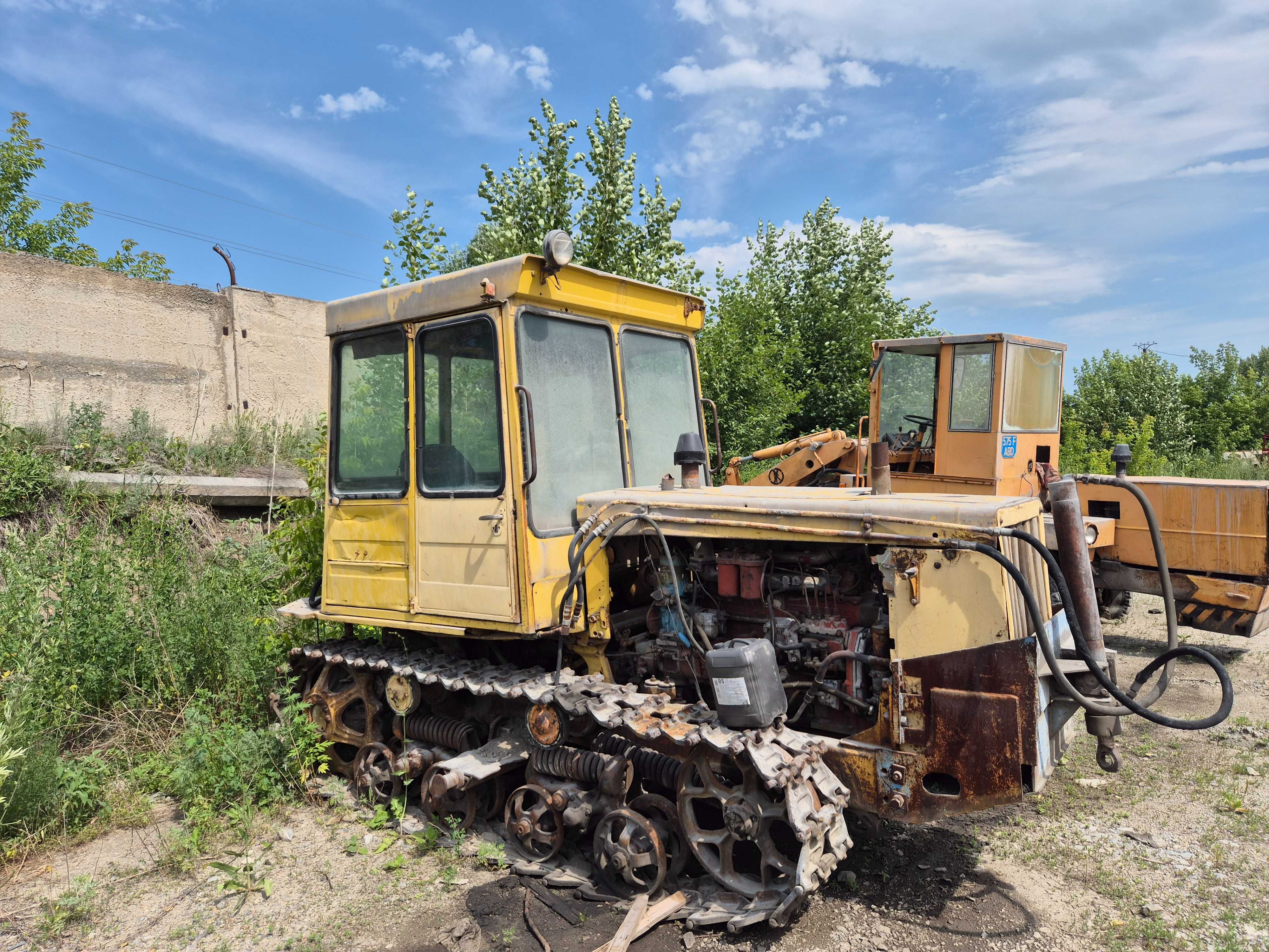 Трактор ДТ 75 Казахстанец