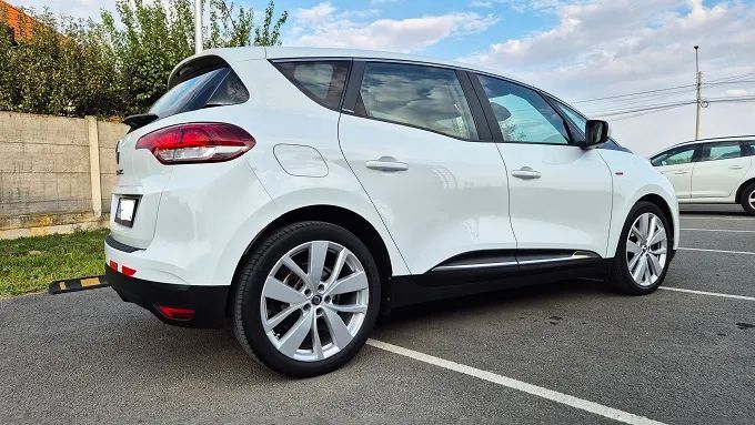 Renault Scenic Renault Scenic 1,5 dci an2018,Navi,Virtual Cockpit,LED,180000 km