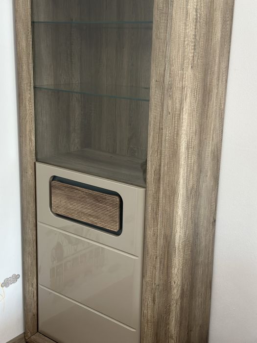 Vitrina Momax Tiziano folosita