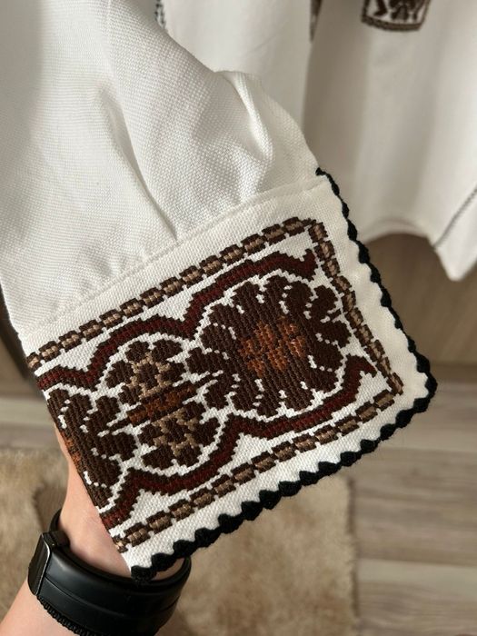 Cămașă tradițională bărbătească,model din Bucovina