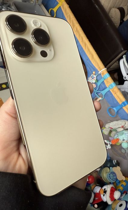 Iphone 14 Pro Gold
