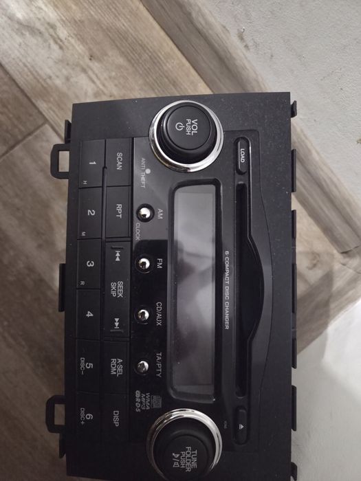 Радио и CD за Honda CR-V 3 2010