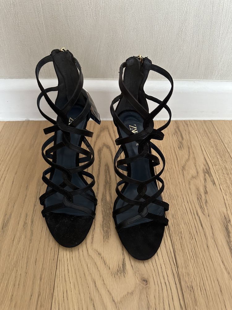 Sandale noi din piele, Zara, 39