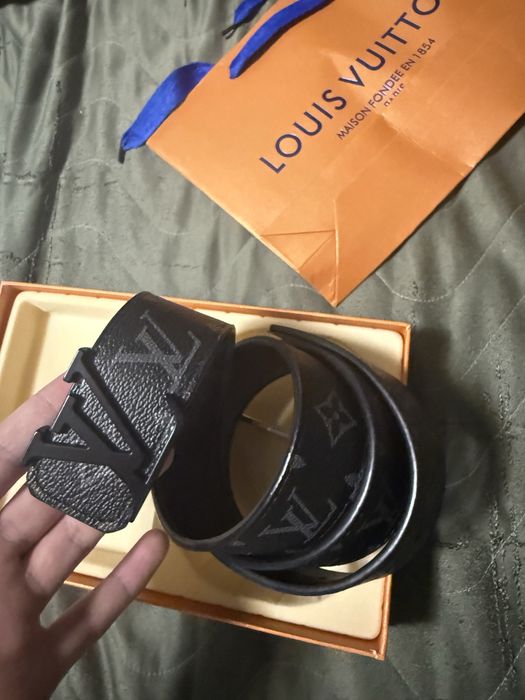 Curea LV si portofel tot cutie etc