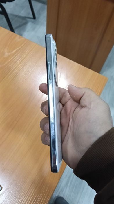 Vivo Y29 srochna sotiladi