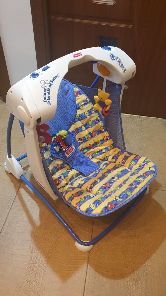 Fisher-Price  ел. люлка с мелодий и светлинки+висящи играчки-50лв