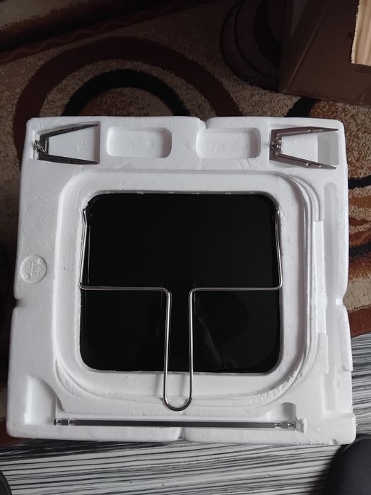 Vând cuptor electric