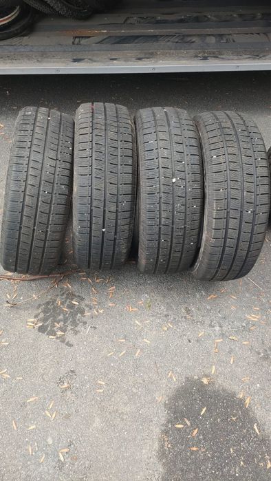 Vand cauciuri 215 65 r16c