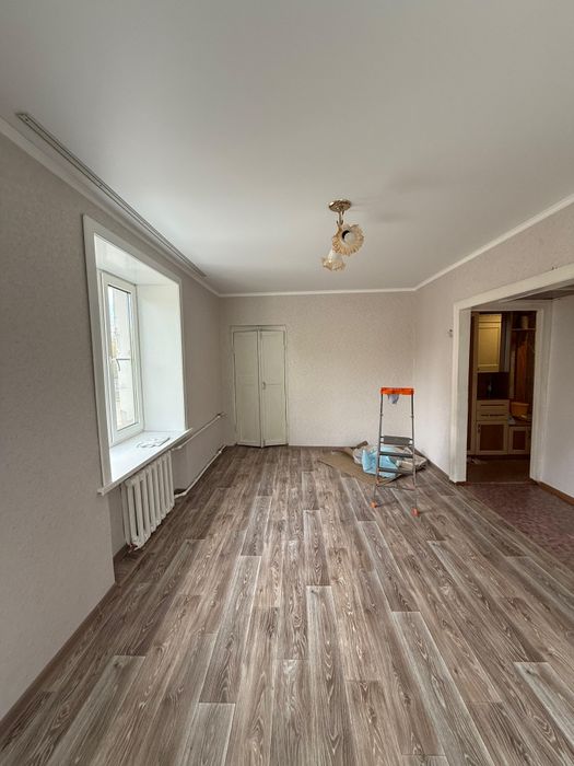 Продам 1 комнатную квартиру р-н ЖБИ