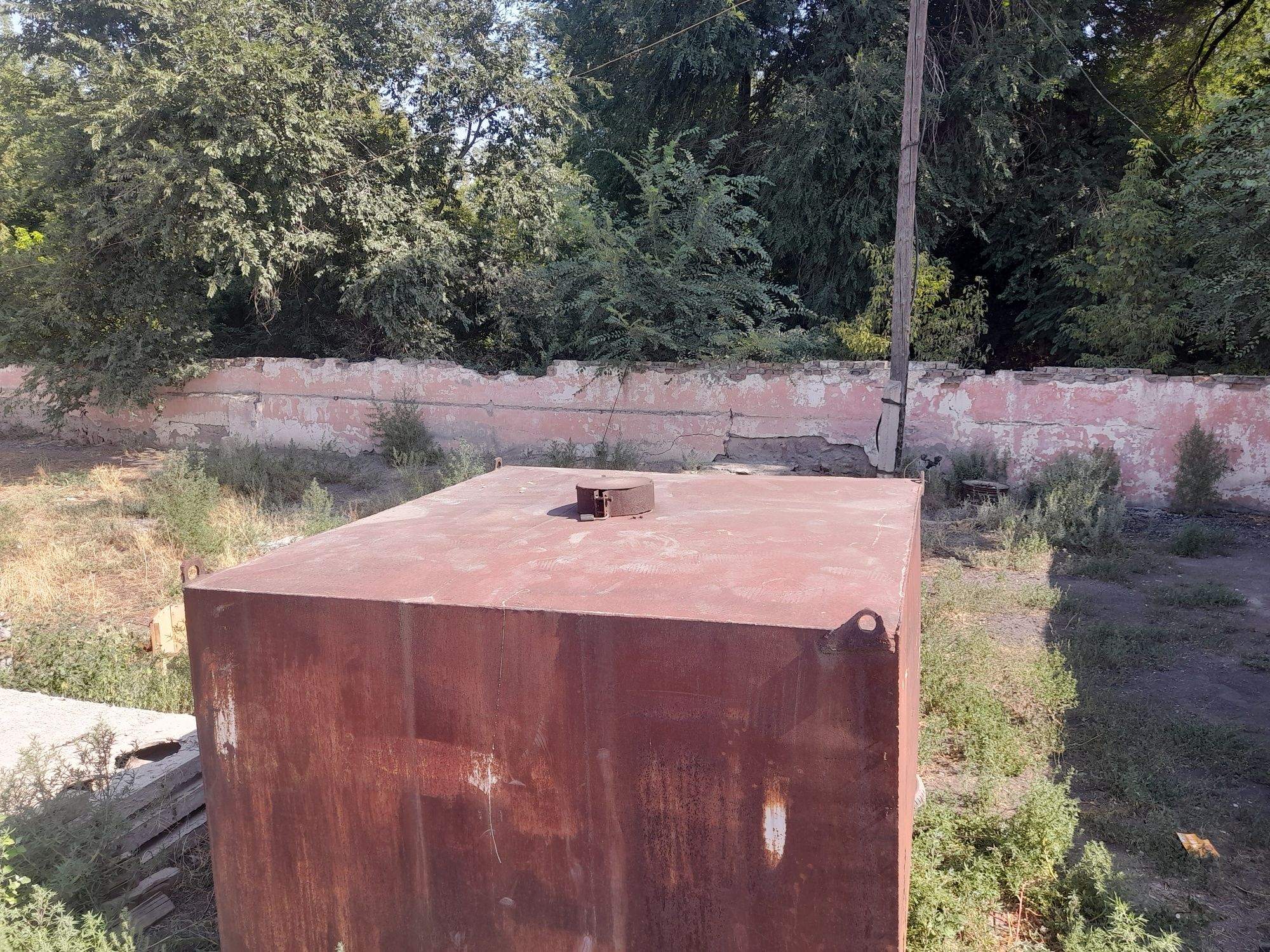 Систерна целыи отличном состаяние