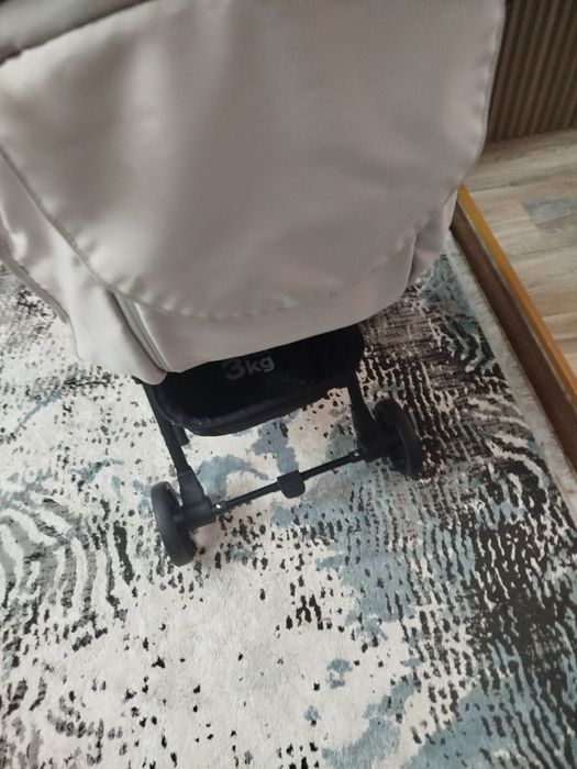 Продаётся коляска срочно