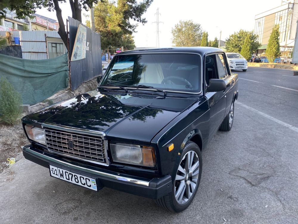 Lada Vaz 2107 ideal holatda