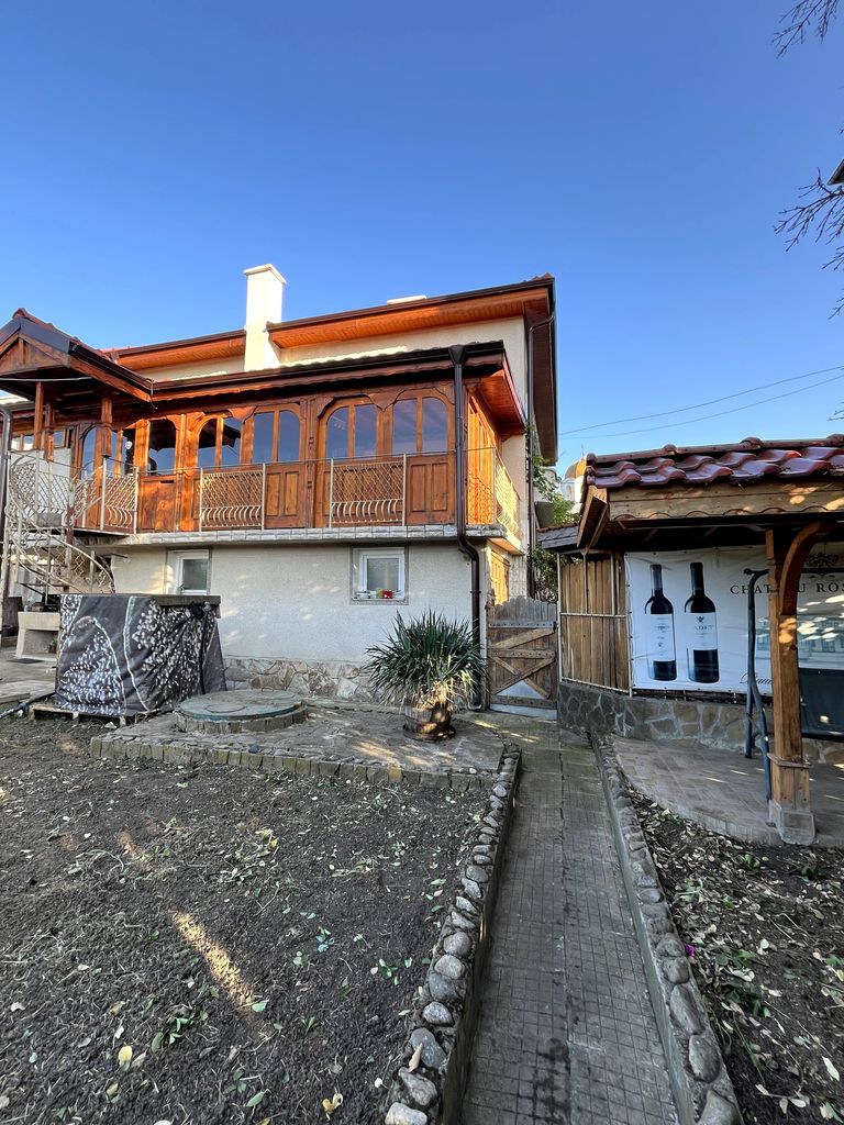 Продава се Къща в Бургас, Меден рудник - зона Г - 588 кв.м за 468 €/кв.м - Снимка #10