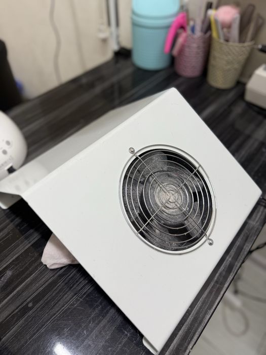 Salon uchun manikur narsalari yengi sotiladi