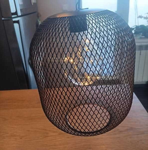 НОВА! LED Висяща лампа, метална, с таймер, на батерии