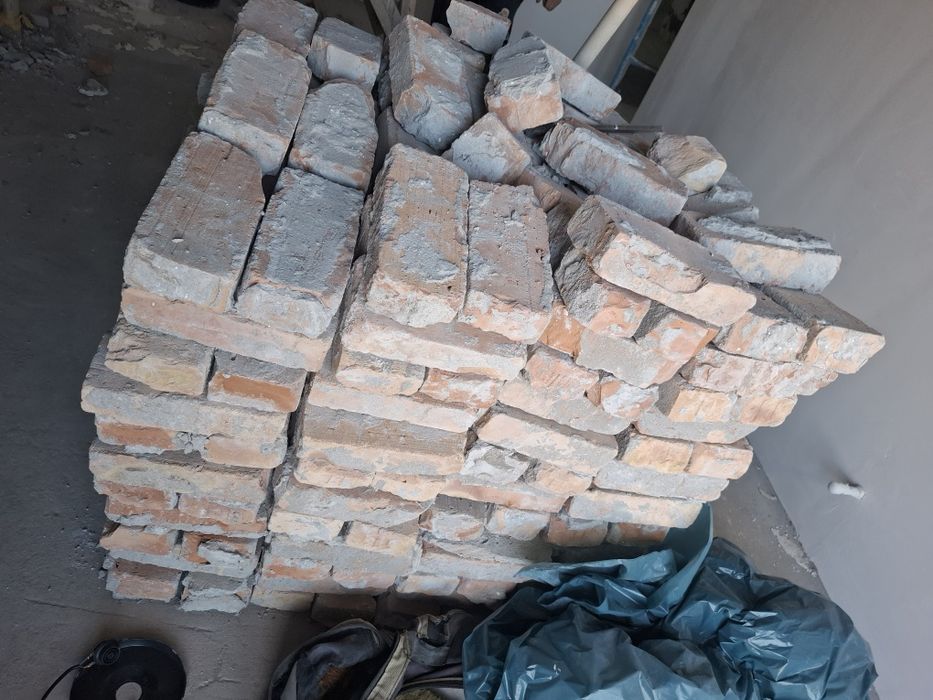 Пишган гишт бор 200 300 та перегароткадан чиккан яхши сифатли