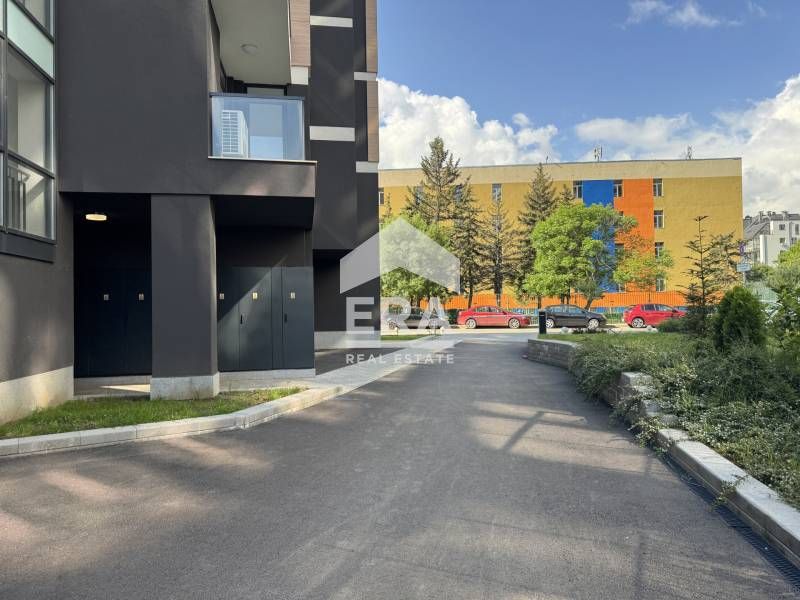 Дава се под наем Гараж / Паркомясто в София, Бъкстон - 18 кв.м за 135 € - Снимка #1