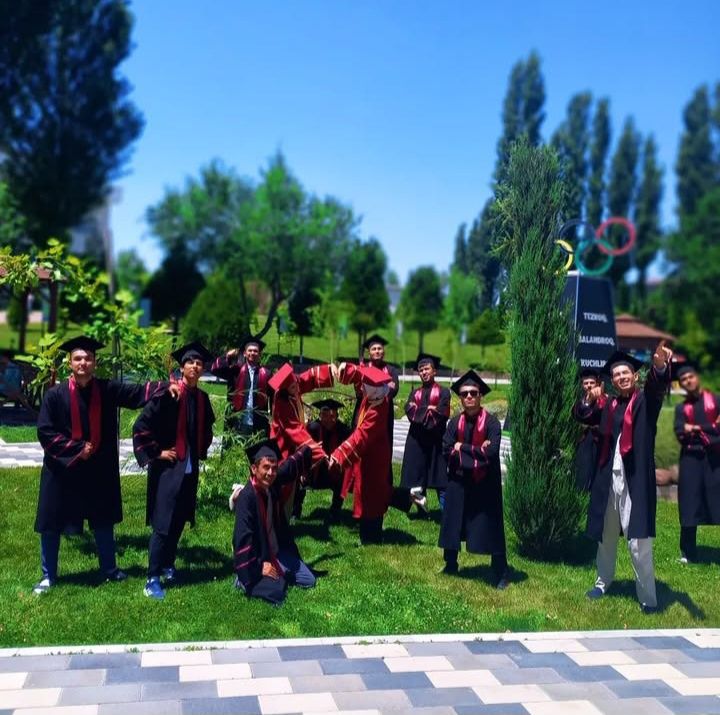 Mantiya CHIRCHIQ eng sara va takrorlanmas maniya va phota video