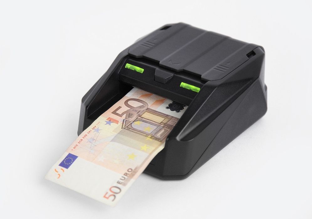 Moniron aparat de detectat bancnote false