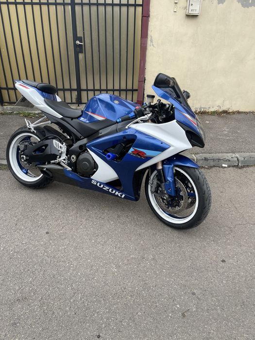 Suzuki gsx-r k7 1000