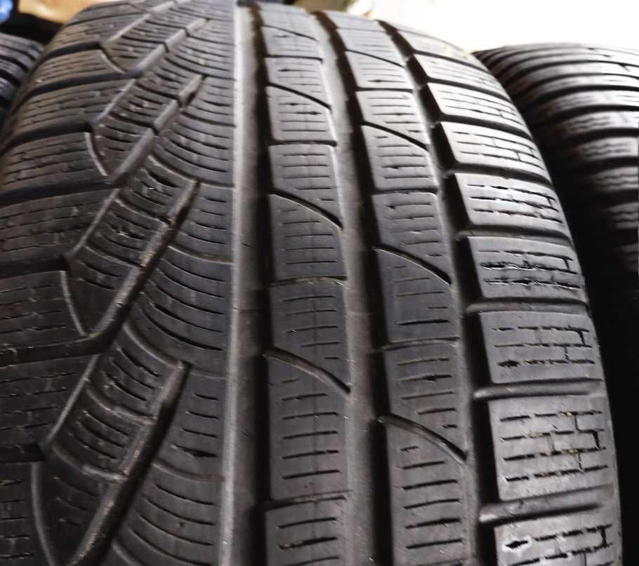 225 50 17 cauciucuri de iarna runflat - Pirelli