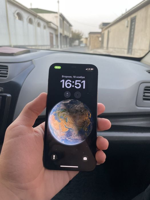 Iphone 12 pro …….