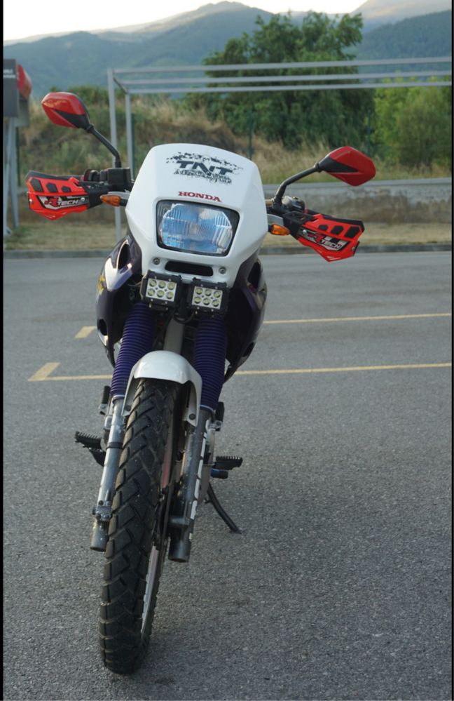 Honda NX 650 Dominator 1999