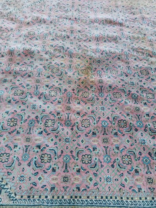 Ръчно тъкан килим топ цена