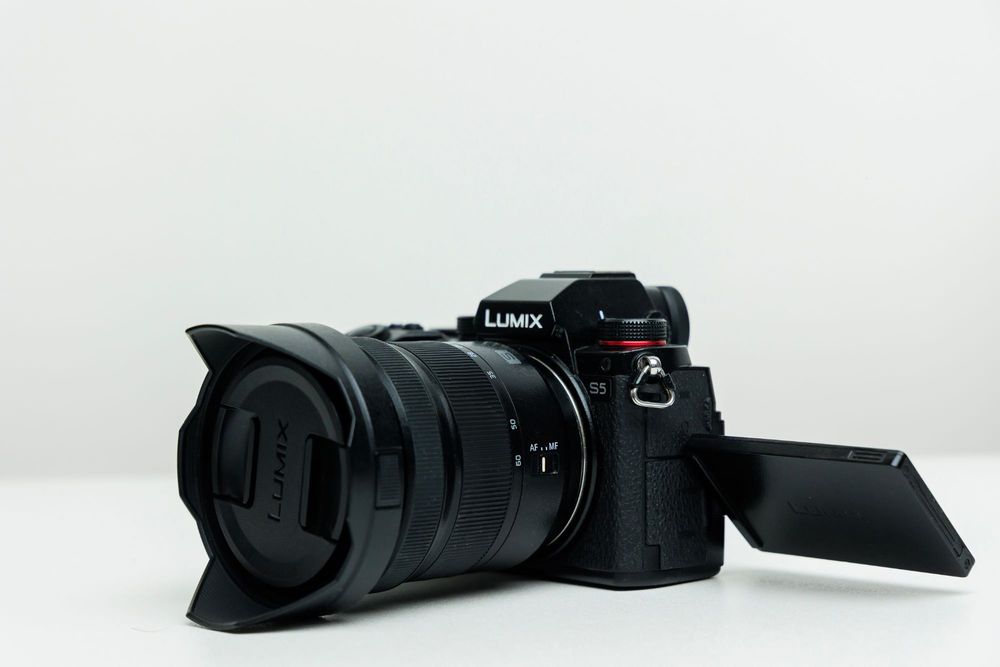 Panasonic Lumix S5 + Oбектив 20-60mm + Обектив 50мм