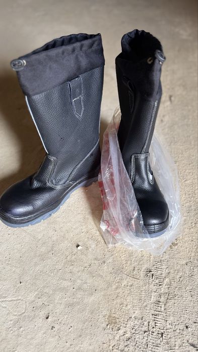 Етіктер сатылады