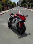 Yamaha R1 RN32 2015
