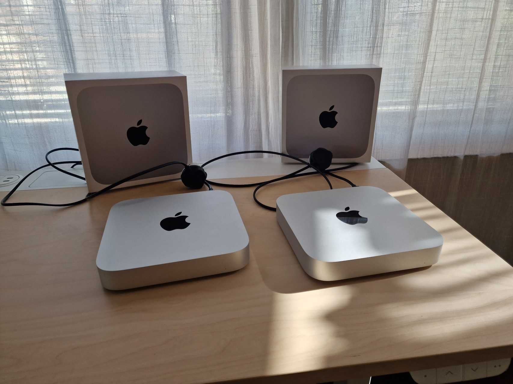Apple Mac mini with Apple M1 Chip (8GB RAM, 256GB SSD) + KB & Mouse
