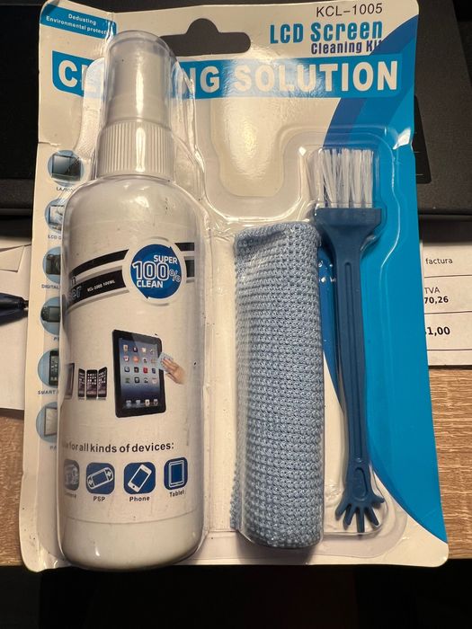 Набор для ухода экраном , компьютера и клавиатуры.