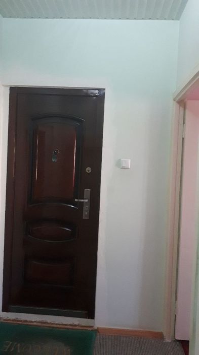 Продается квартира 2 комн -3 этаж