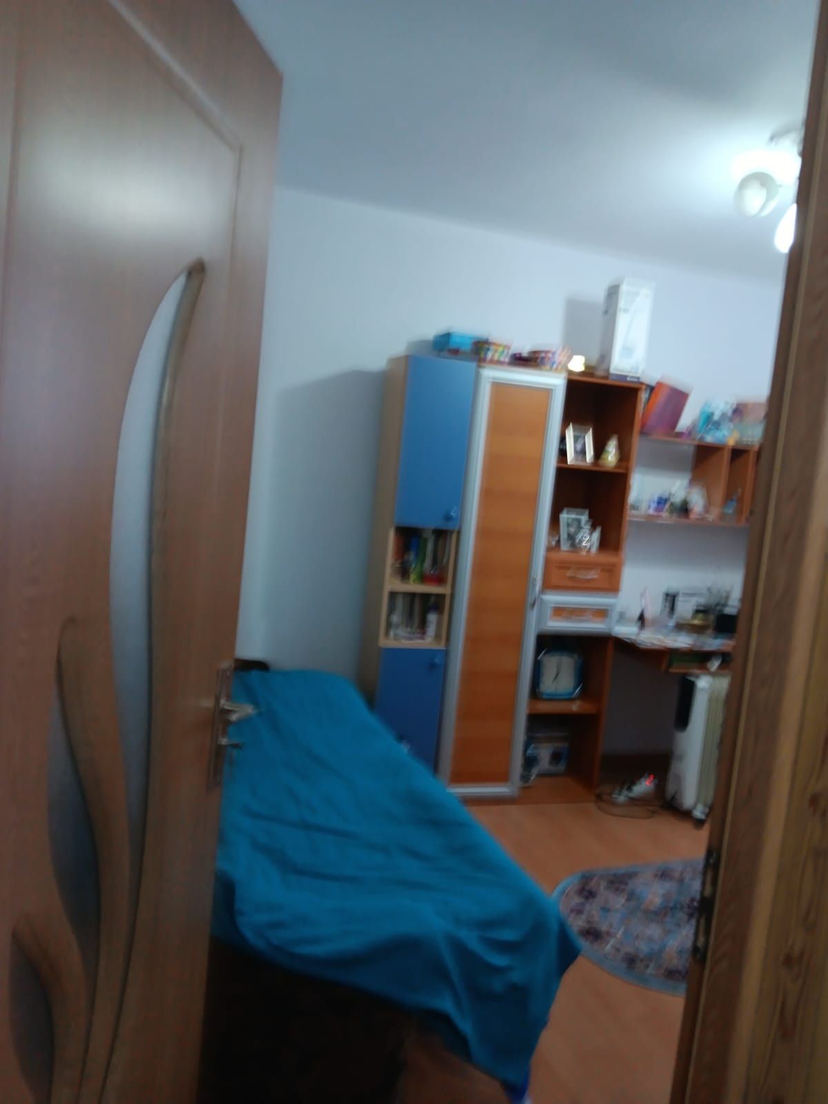 Vând garsonieră 23 mp Lupeni