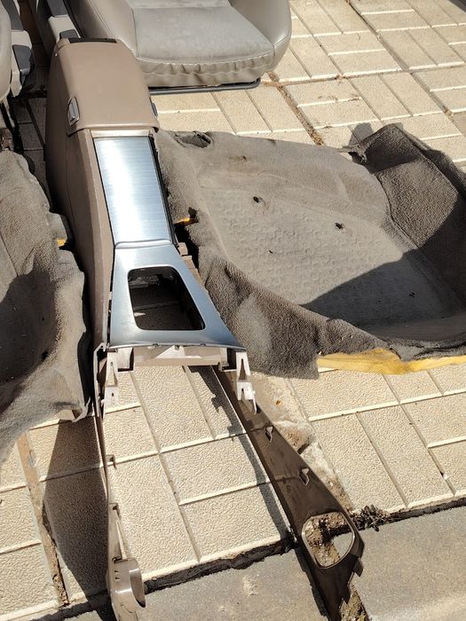 Салон за Волво S60