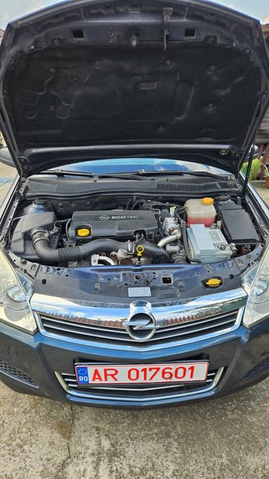 Vând Opel Astra H