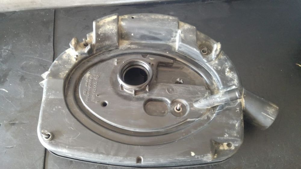 Carcasa filtru aer 1.4 b apq vw polo 6n 030129611n