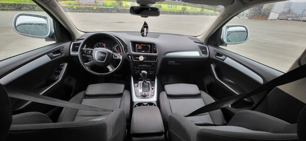 Audi Q5 2010 2.0 Diesel  Quattro (4×4)