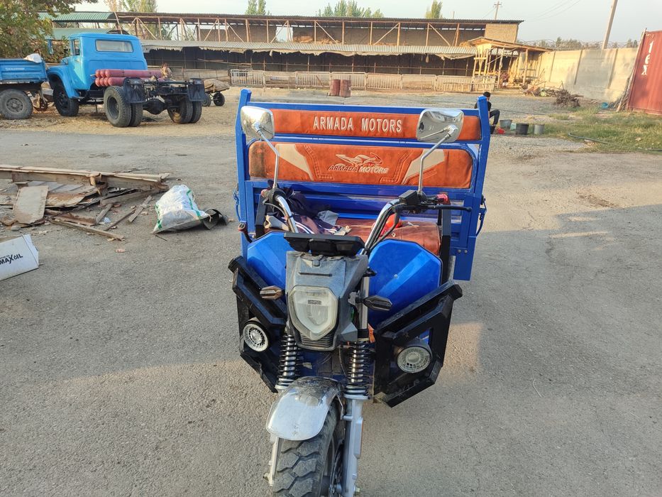 Armada motor skuteri