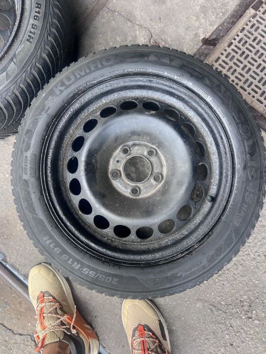 Roti vw / audi / skoda - 100 lei buc 5x112 r16 -205/55 r16 anvelope