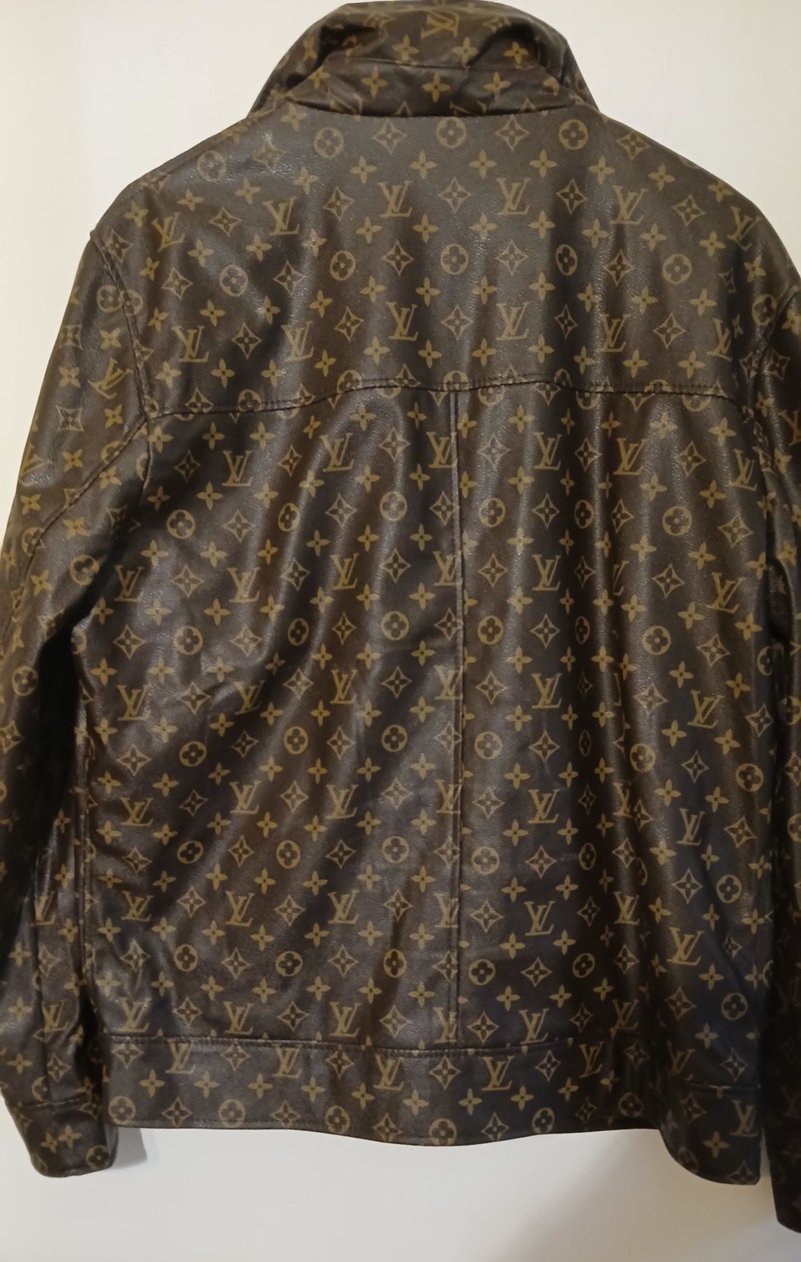 НАМАЛЕНИЕ.Мъжко яке LV monogram pocket. L-XL