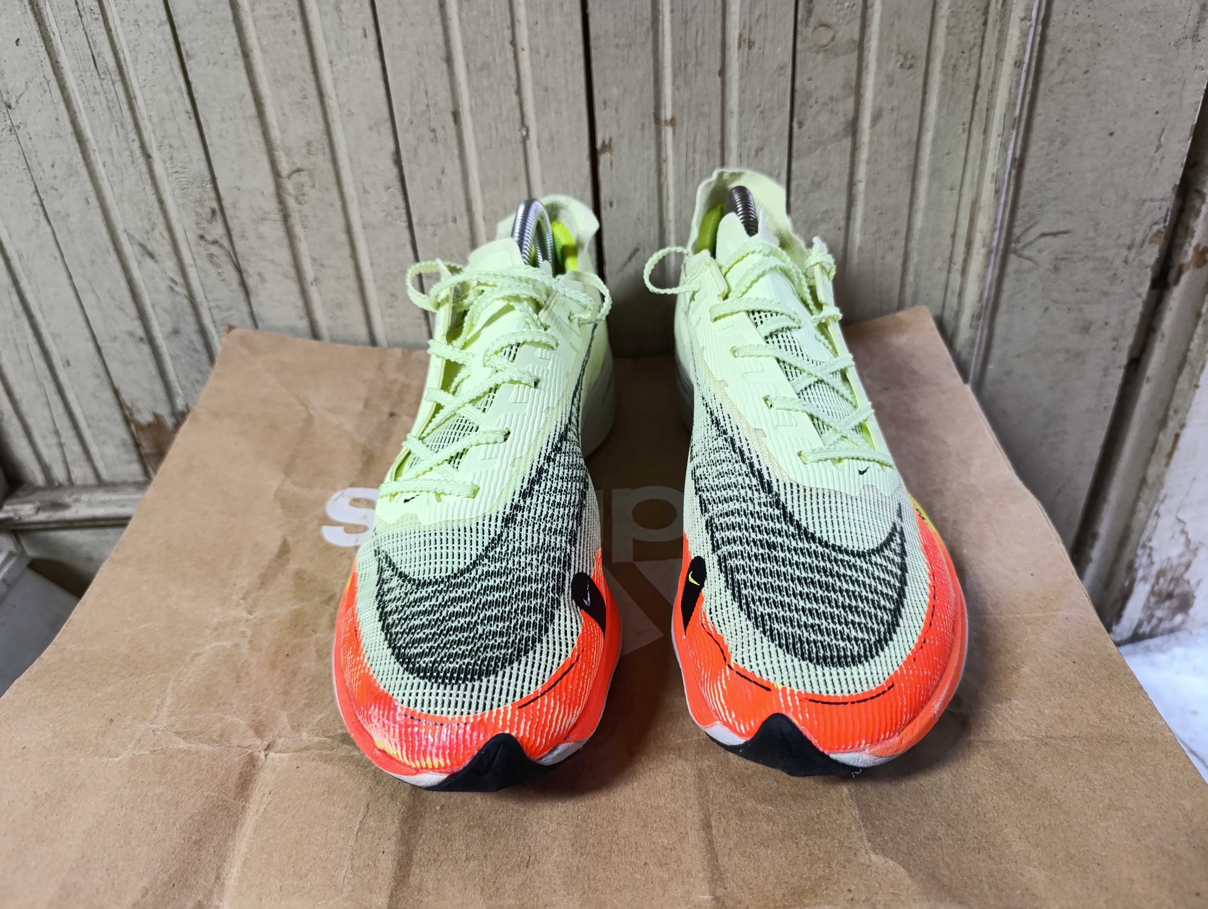 Nike ZoomX Vaporfly Next% 2''оригинални маратонки 44 номер