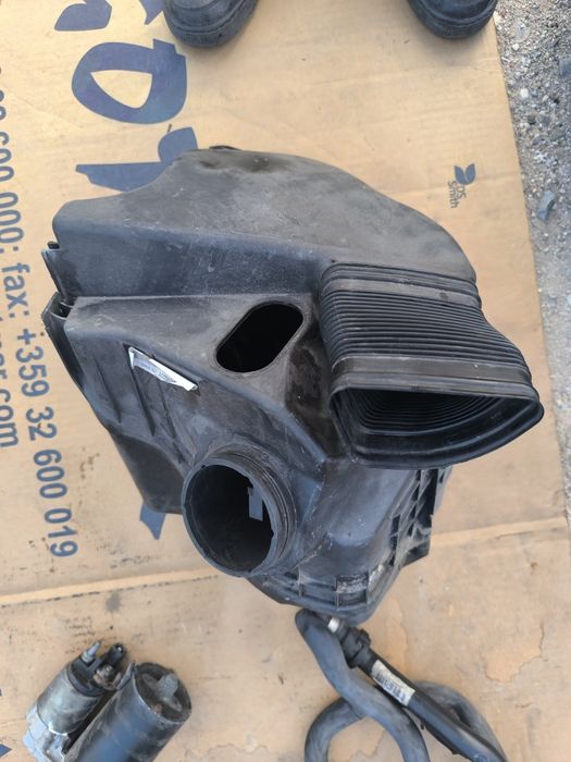 Филтърна кутия  Bmw бмв е90 е92 е92